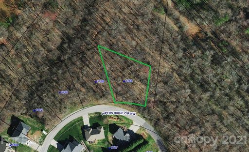 1786 Pipers Ridge Circle sold lot in Pipers Ridge, Conover, NC