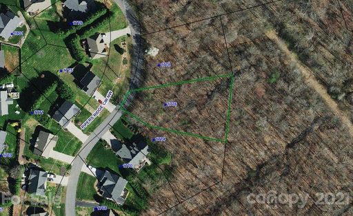 1776 Pipers Ridge Circle sold lot in Pipers Ridge, Conover, NC