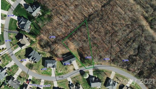 1748 Pipers Ridge Circle sold lot in Pipers Ridge, Conover, NC