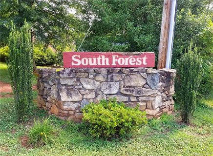 407 Knollwood Drive