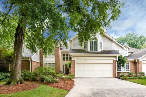2003 Meadowood Lane sold townhome in Providence Place, Charlotte, NC