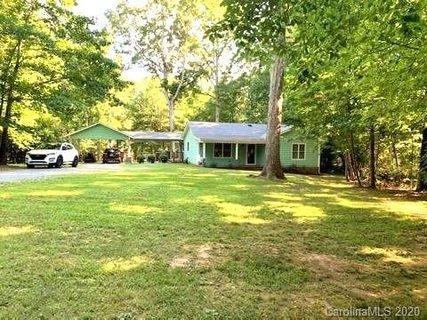 6415 Saddlewood Drive sold home in Saddlewood, Waxhaw, NC