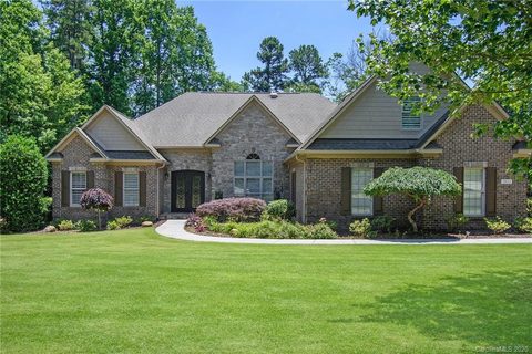 Previously sold for $610,000