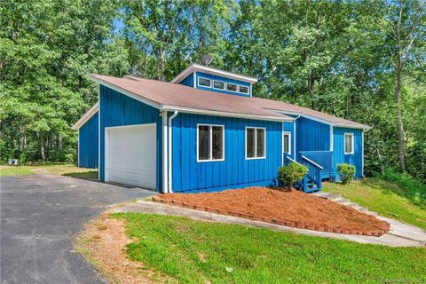 2516 Bobwhite Circle