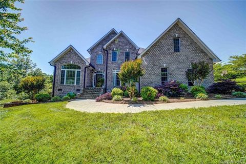 21828 Farmridge Lane 3 sold home in Farmridge Estates, Oakboro, NC