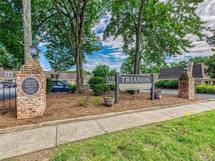 1708 Roxborough Road