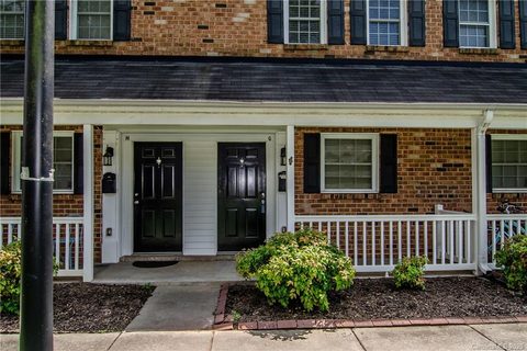 1318 Green Oaks Lane