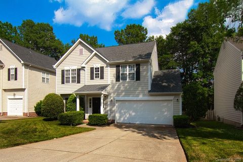 2804 Black Walnut Lane