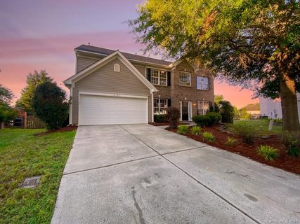 2305 Catoctin Hollow Court