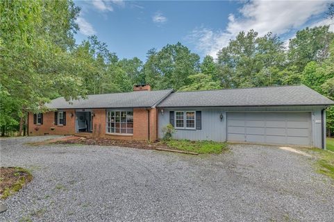 181 Lower Ridgeview Road sold home in Ridgeview Acres, Columbus, NC