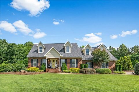183 General Griffith Circle