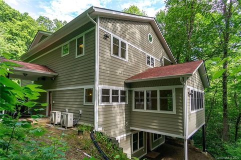 28 Rhododendron Road sold home in Christmount, Black Mountain, NC