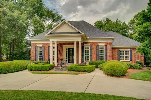 Previously sold for $528,000
