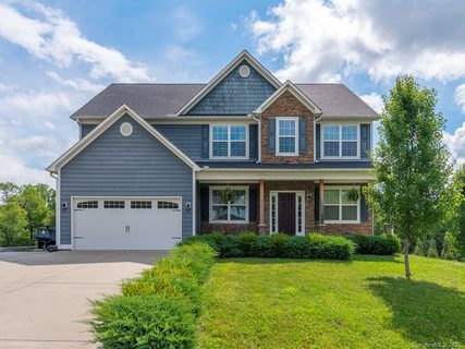 19 Glen Coe Drive sold home in Glen Coe, Fletcher, NC