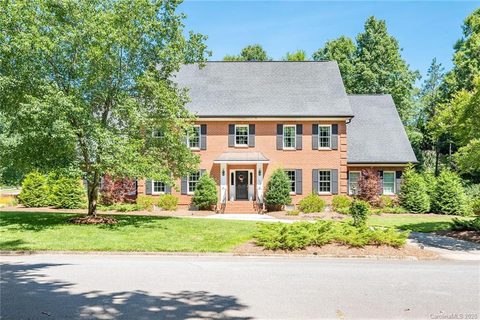 620 Hermitage Drive