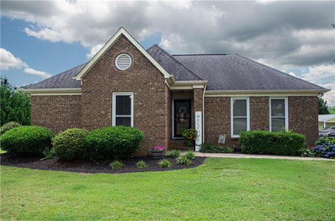 2511 Hopewood Lane 98