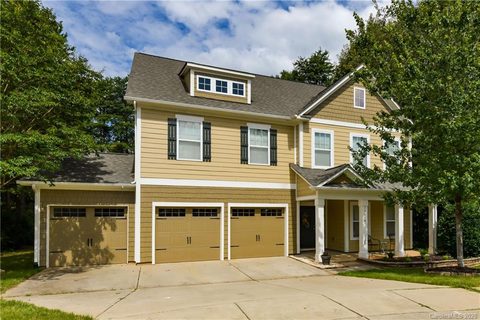 15604 Pine Glen Court sold home in Pine Knoll, Charlotte, NC