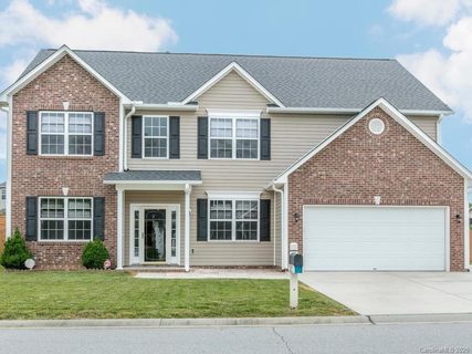 Previously sold for $405,000