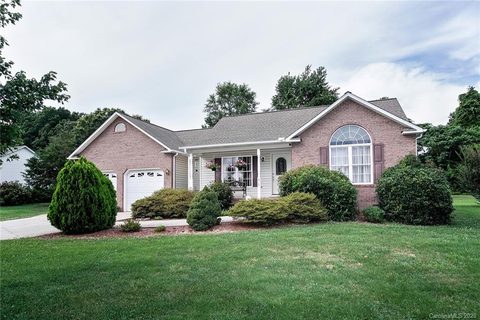 215 Stone Mill Circle sold home in Olde Mill, Salisbury, NC