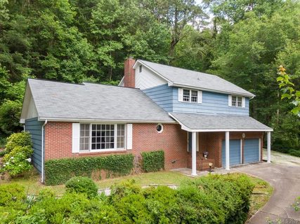 75 Riverside Estate Road sold home in Riverside Estates, Brevard, NC