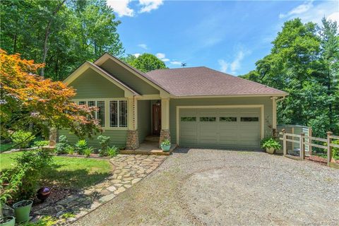 25 Emmaus Road sold home in Chunns Cove, Asheville, NC