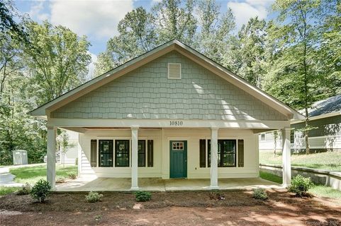 10810 E Lake Road