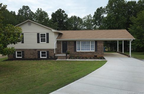 270 Cherokee Lane sold home in Pine Valley, Salisbury, NC