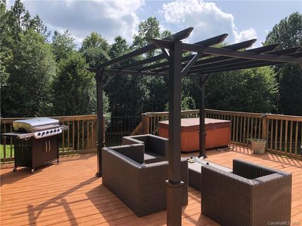 166 Gray Cliff Drive sold home in Greycliff, Mooresville, NC