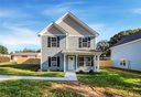 245 Featherstone Drive sold home in Charlotte, SC