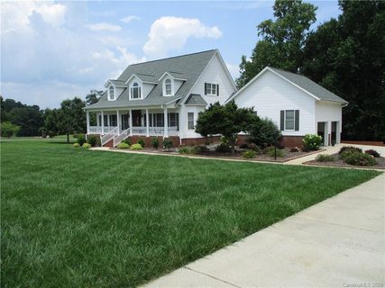 164 Dobbs Drive sold home in Fort Dobbs Farms, Statesville, NC