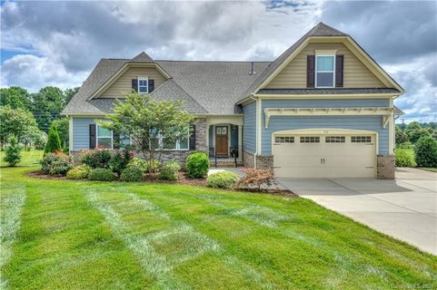 152 Farm Knoll Way