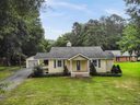 223 Toddville Road sold home in Charlotte, SC