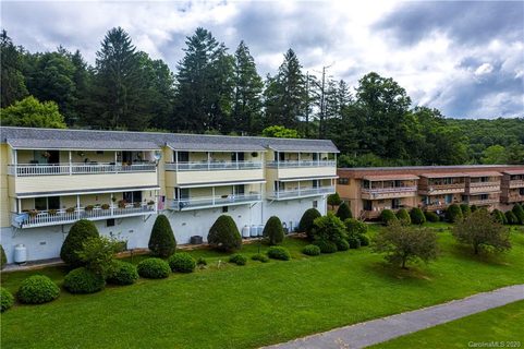 225 Fairway Lane D sold condo in Grassy Creek, Spruce Pine, NC