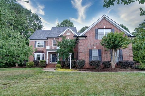 505 Hidden Manor Drive sold home in Blackstone, Matthews, NC
