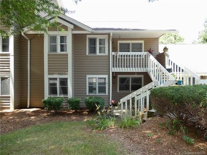 4 Creekside Lane