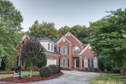 11829 James Richard Drive sold home in Vanderbilt at Providence, Charlotte, NC