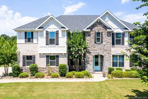 908 Benmore Circle sold home in Devonridge, Waxhaw, NC
