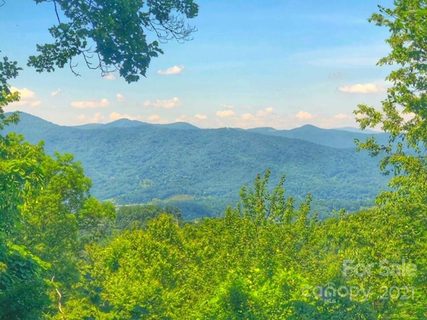 11 Jefferson Lane