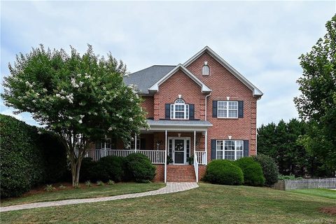 246 Scottsdale Drive sold home in Oak Valley, Advance, NC