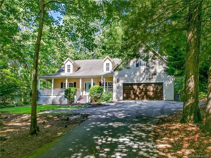 504 Fox Hollow Lane