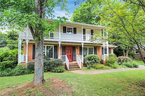 5943 Charing Place sold home in Rama Woods, Charlotte, NC