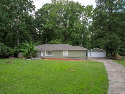 2743 Allen Road