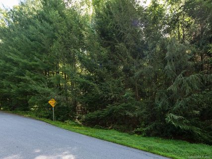 2 Riding Gate Road