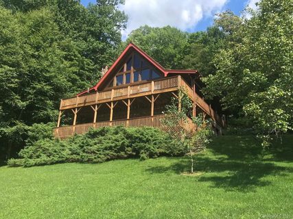 105 Balsam Meadows Road sold home in Balsam Meadows, Waynesville, NC