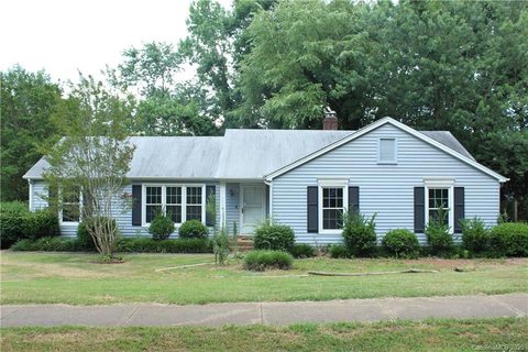 7538 Riding Trail Road