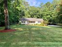 5900 Lindenwood Drive sold home in Matthews, SC