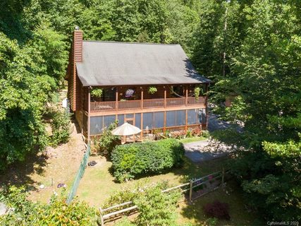 475 Indian Ridge Trail sold home in Indian Ridge, Hendersonville, NC