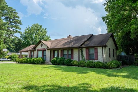 115 Lancelot Road sold home in Kings Forest, Salisbury, NC
