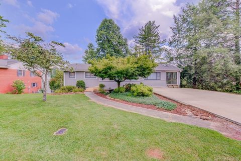 66 Hawthorne Drive