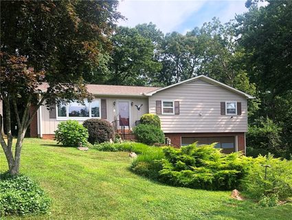 215 Lucky Hollow Road